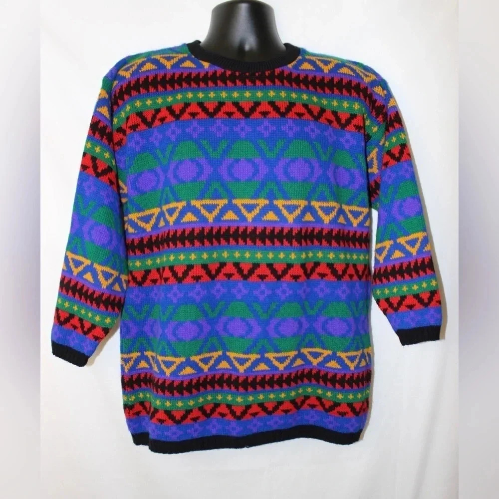 Vintage Crewneck Sweater NO SIZE TAG/Brand Tag